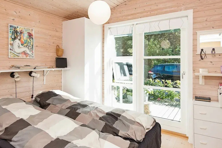 Stunning Lakeside Holiday Home in Skanderborg