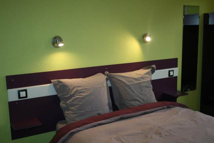 Room 9 of 54