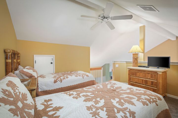 Room 27 of 229