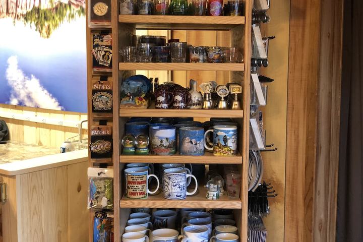 Gift Shop 207 of 259