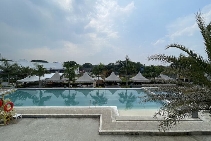 Hotel 164 of 182