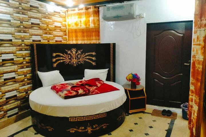 Faizan Hotel