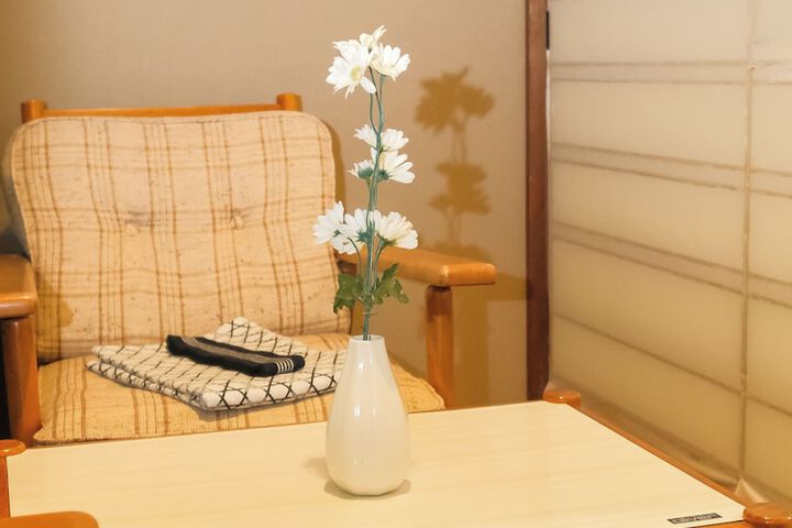Room 10 of 80