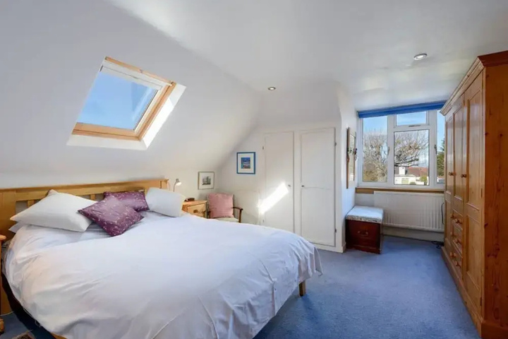 Room 2 of 15