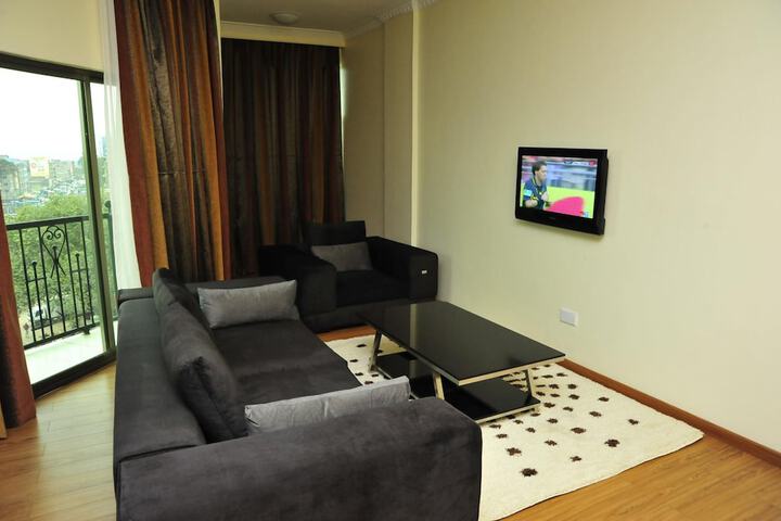 Room 8 of 27