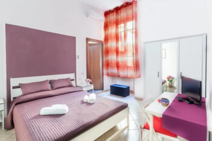 Room 15 of 17