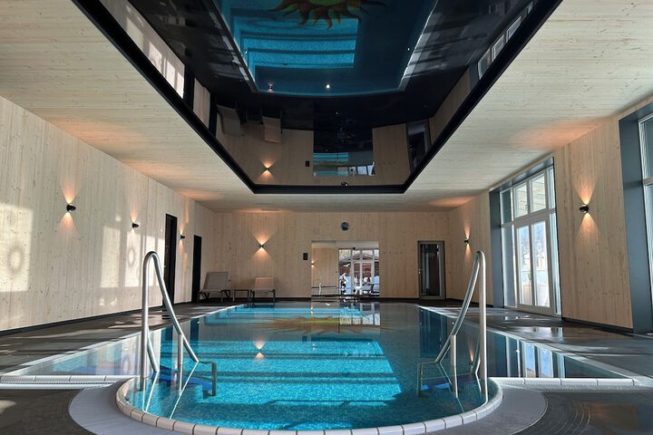 Pool Hotel