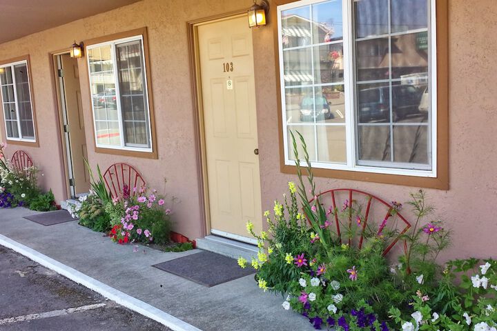 Property Grounds 47 of 47