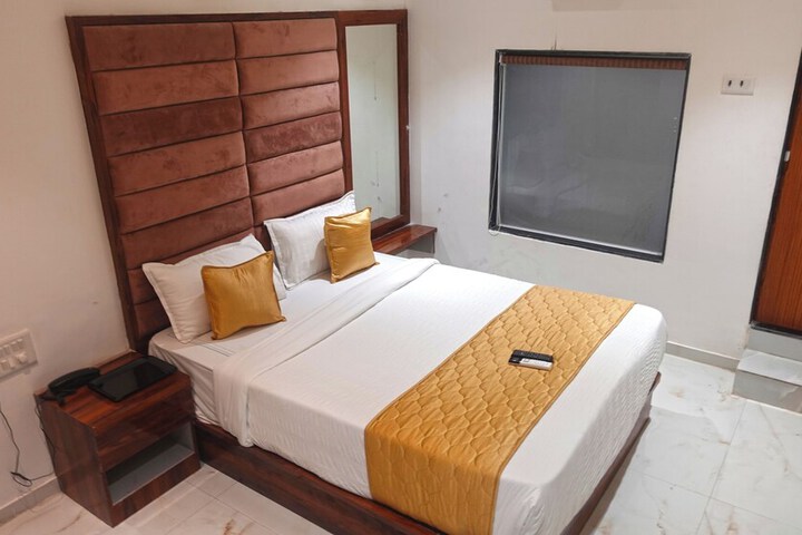 Room 14 of 23