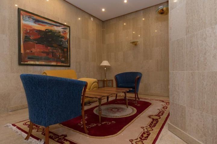 Hotel Interior 4 of 187