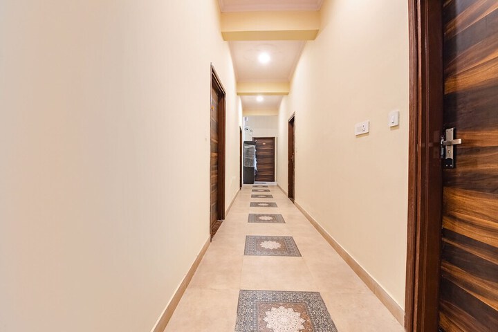 Hotel Interior 2 of 24