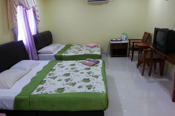 Room 7 of 26
