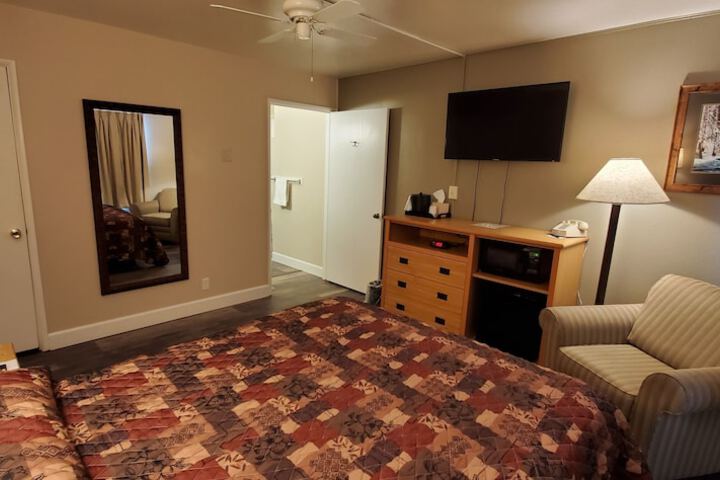 Room 11 of 55
