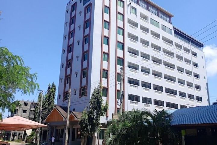 Hotel 53 of 55