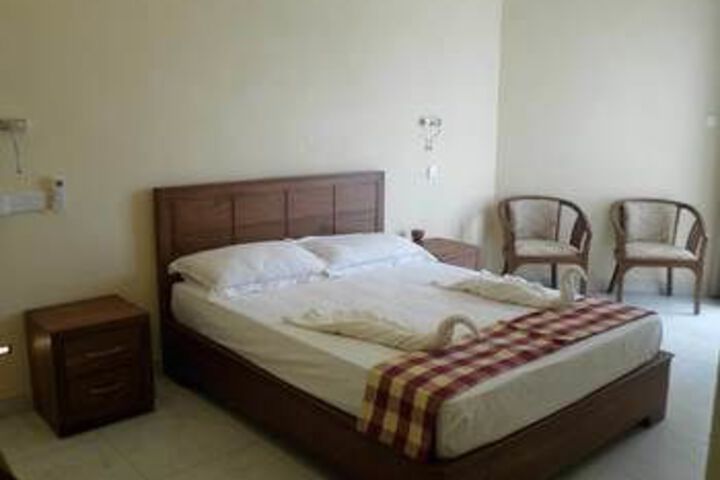 Room 15 of 29