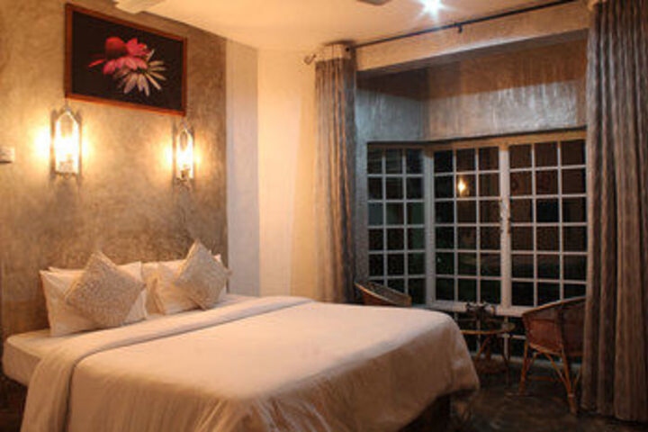 Room 19 of 39