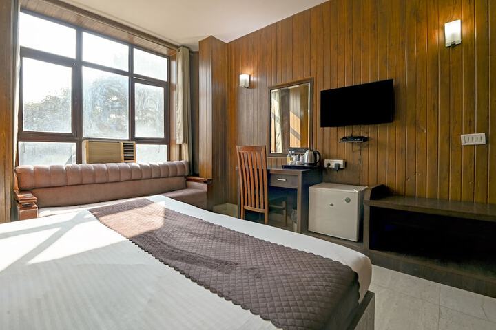 Room 40 of 130