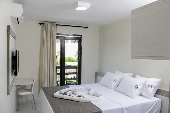 Room 3 of 44