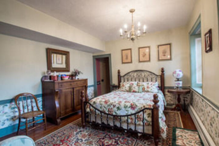 Room 15 of 27