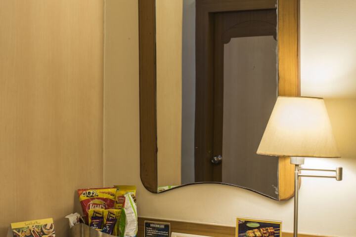 Room 47 of 94