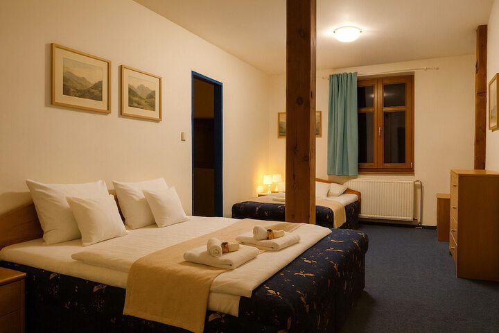 Room 4 of 42