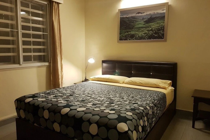 Room 3 of 12