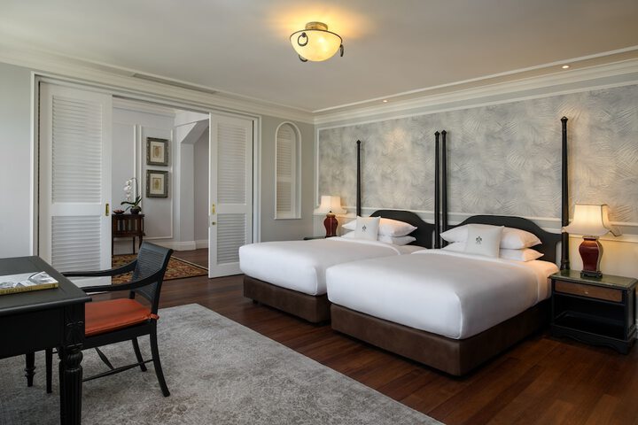 Room 13 of 86
