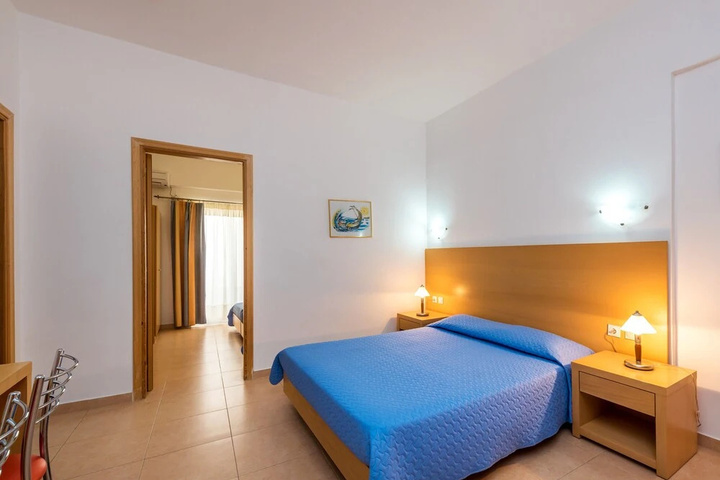 Room 2 of 15