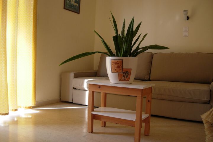 Room 16 of 30
