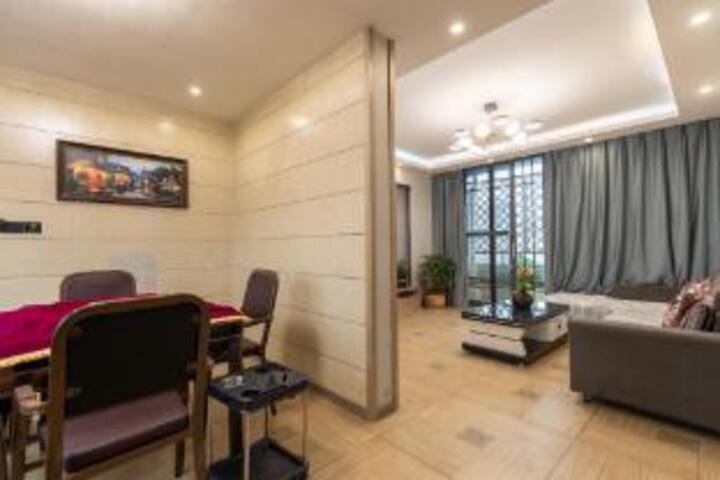 Huaning Hongyun Hotel