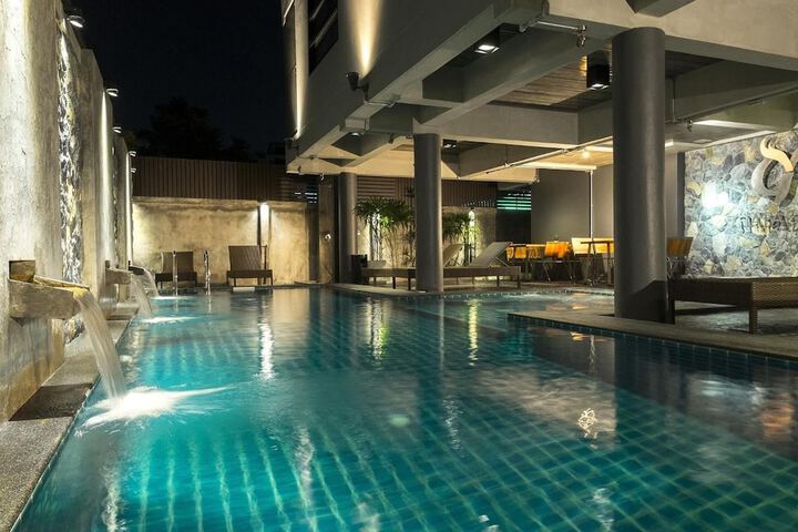 Pool 37 of 60