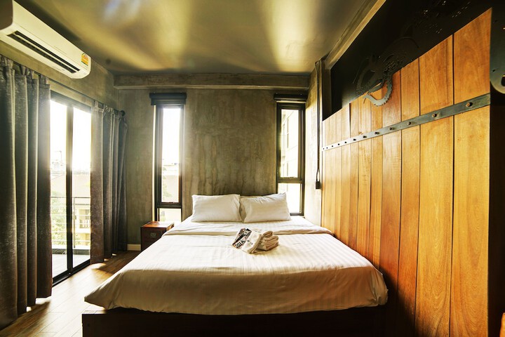 Room 20 of 47
