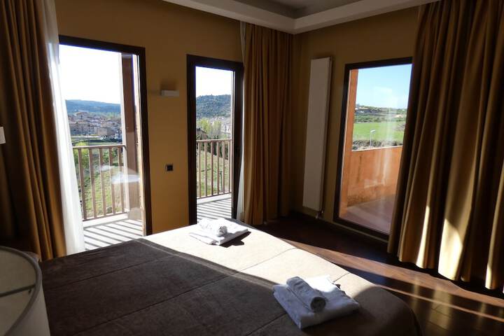 Room 5 of 44