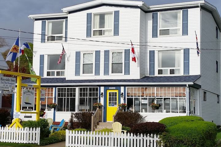 Bayside Inn