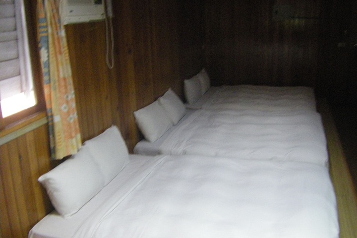 Room 15 of 43