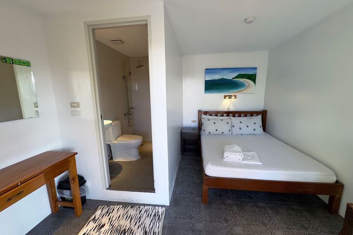 Room 9 of 69