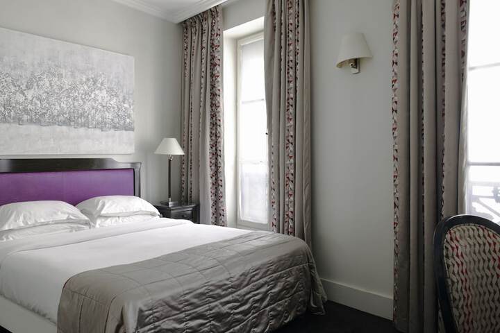 Room 16 of 34