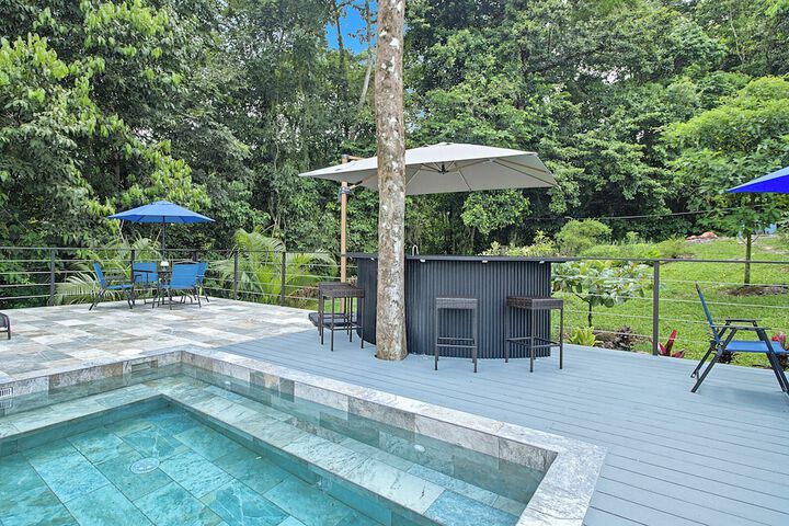 Pool 323 of 391