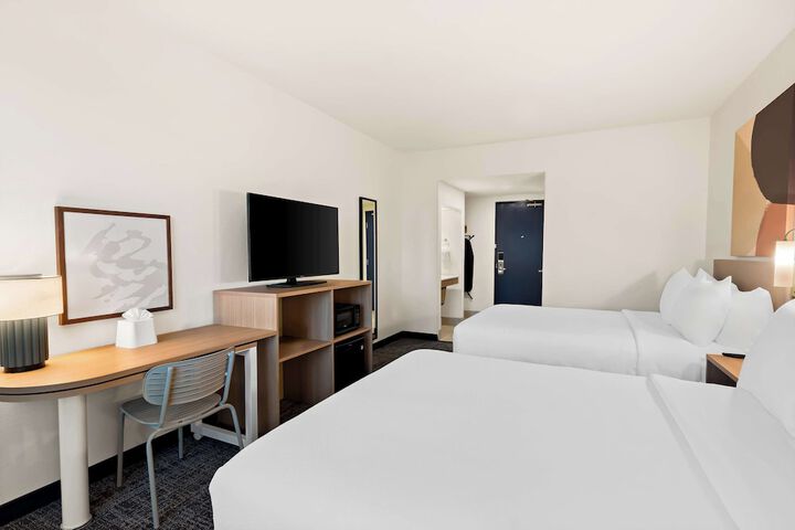 Room 5 of 55