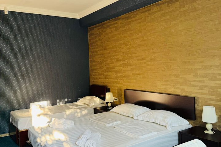 Room 5 of 26