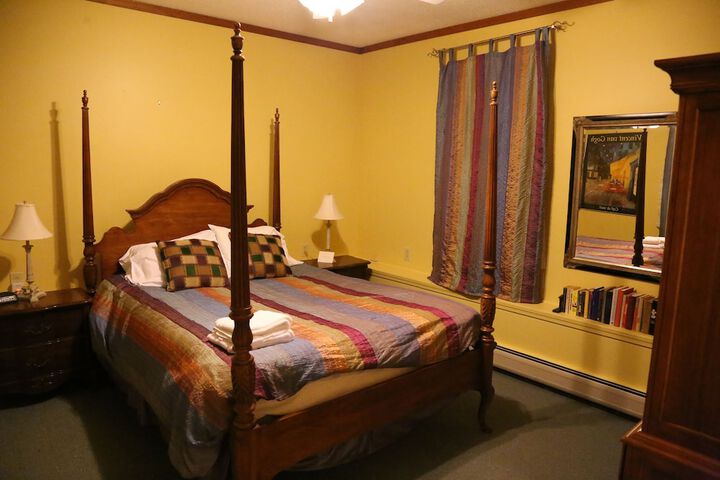 Room 81 of 165