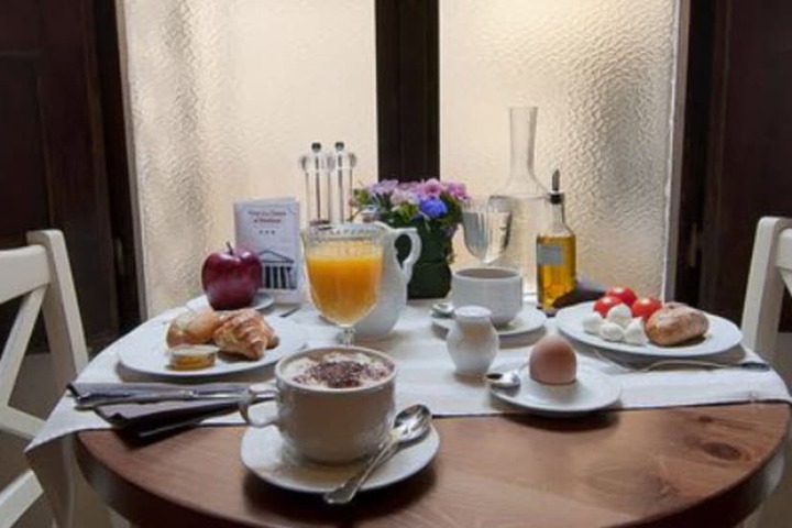 Breakfast/Coffee Service 24 of 31