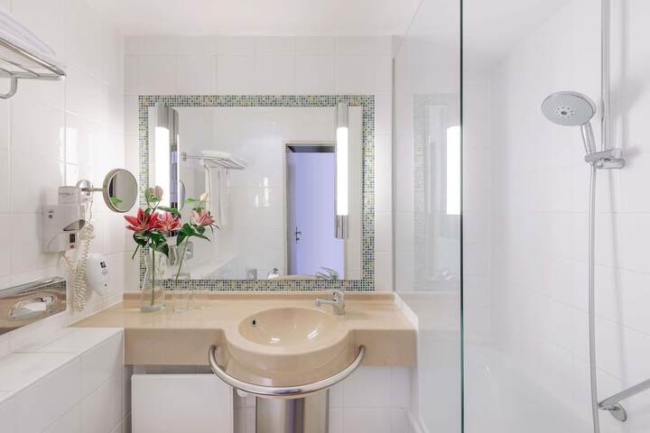Bathroom Interior Photo