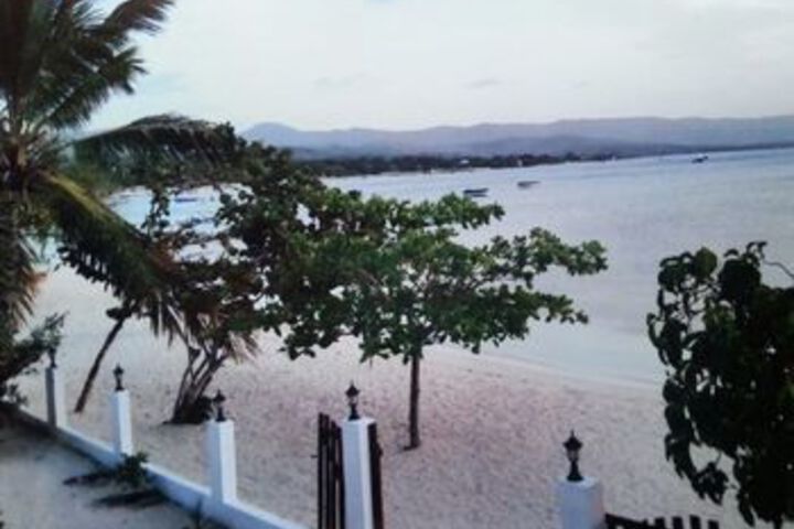 Beach 8 of 31