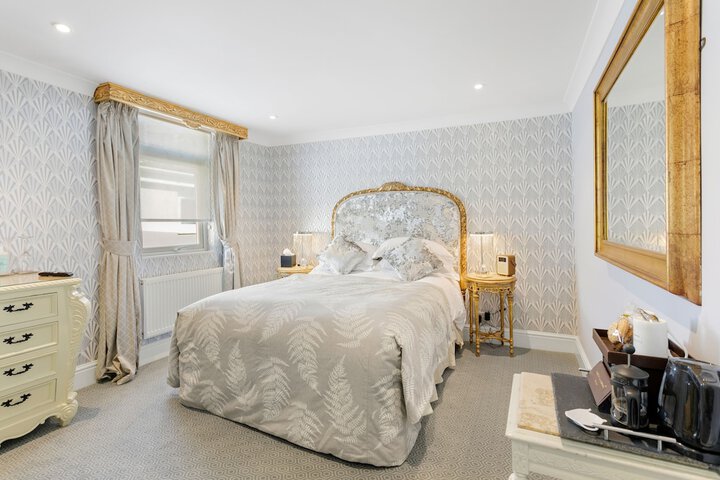 Room 20 of 67