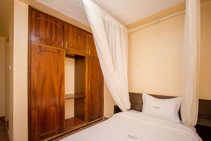 Room 5 of 51