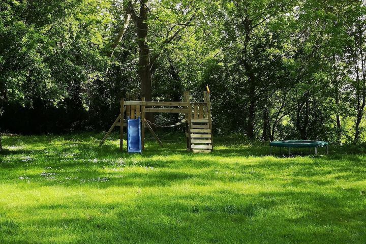 Property Grounds 29 of 33