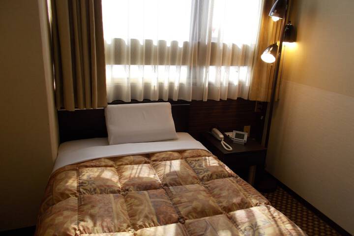 Room 4 of 44