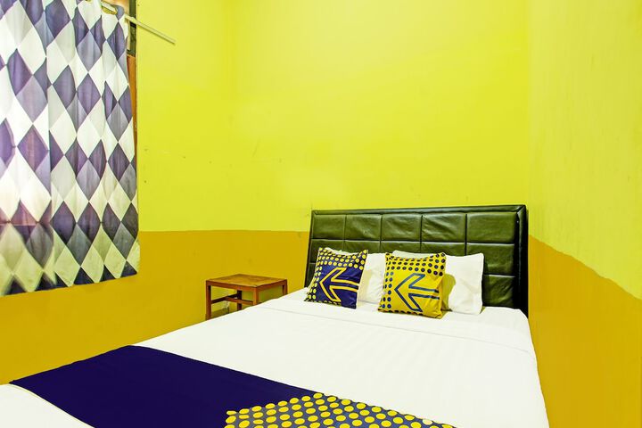 Room 11 of 24