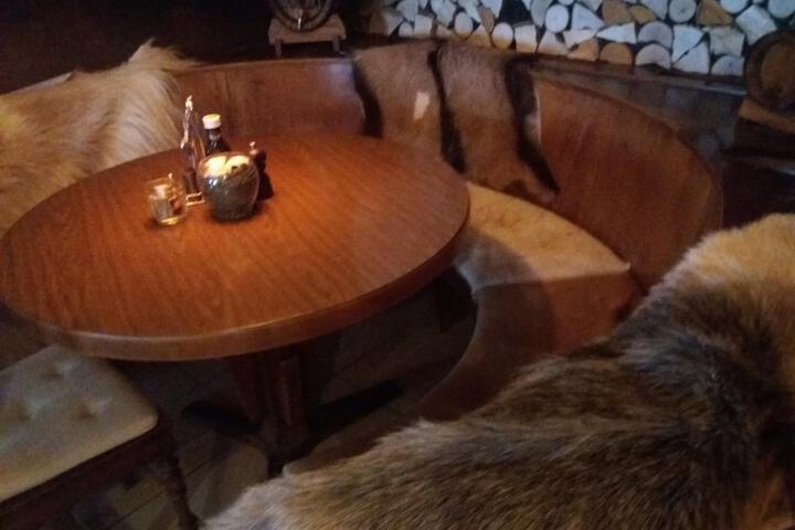 Dining Photos